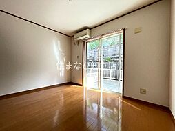 ヨーロピアンシャレー参番館 1DKの写真