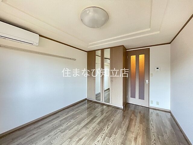 寝室
