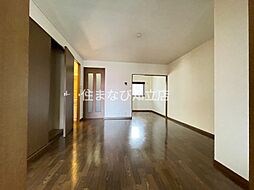 メゾンエトワールIII 1階2LDKのリビング/ダイニング