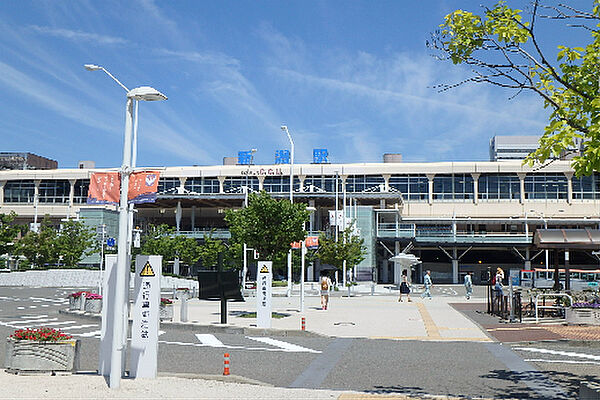 画像23:新潟駅（782m）