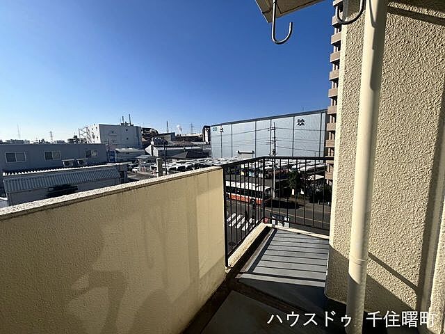 バルコニー グリーンパーク第18綾瀬 4階/-