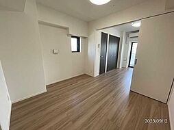 アイルプレミアム錦糸町 8階2Kのリビング/ダイニング