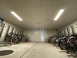メインステージ心斎橋イースト　駐輪場