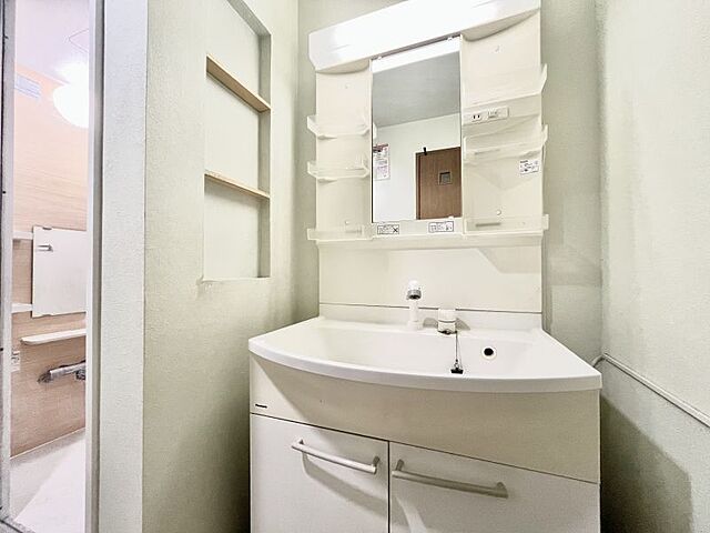 洗面 ファミールハイツ逆井一番館 2階/-