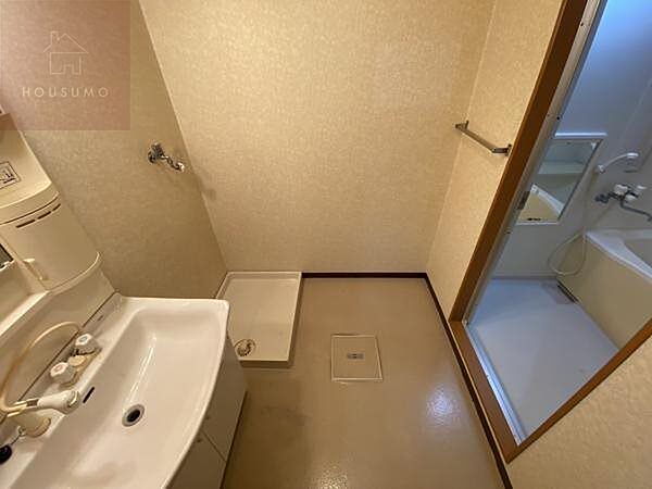 画像20:広い洗面スペース