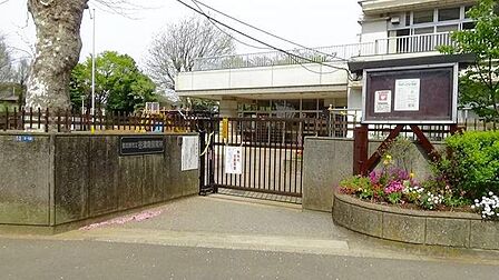 谷津南保育所 290m