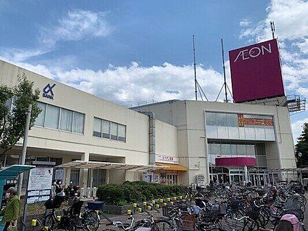 イオン高根木戸店 390m