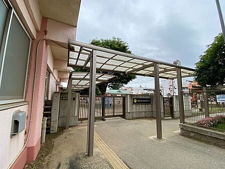 若松すずみ保育園 120m