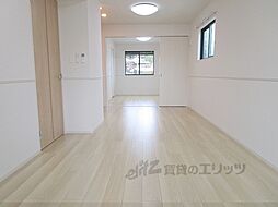 カーサコスモ 1階1LDKのリビング/ダイニング