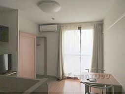 レオパレスそよ風 108 1階1Kのリビング/ダイニング