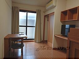 レオパレスすみれII 105 1階1Kのリビング/ダイニング