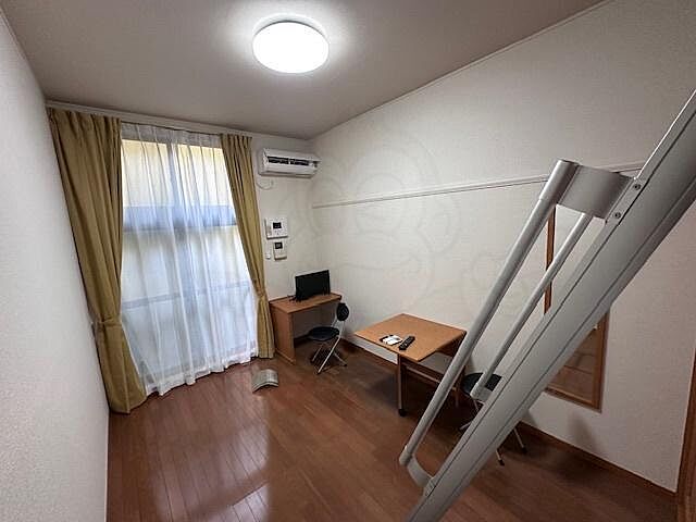 寝室