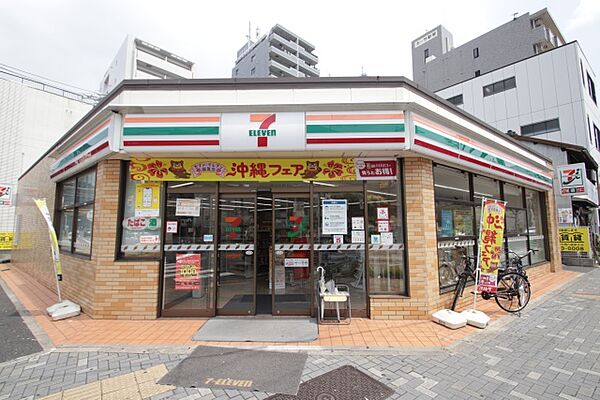 画像13:セブンイレブン　名古屋新栄飯田街道