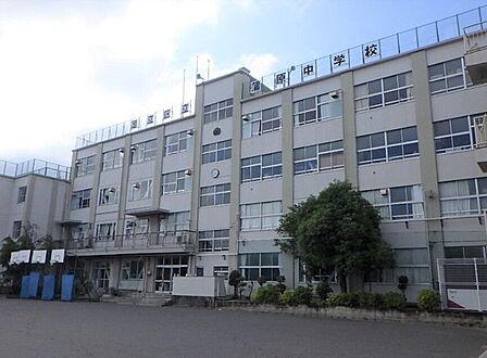 足立区立蒲原中学校 500m