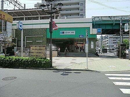 北綾瀬駅 1520m