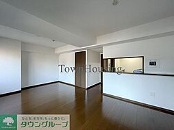 ライオンズマンション乃木坂 204 2階2LDKのリビング/ダイニング