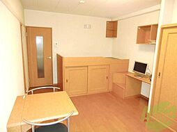 レオパレスサンシャイン松崎 2階1Kのリビング/ダイニング