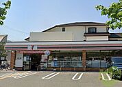 セブン-イレブン 西宮高木西町店 322m