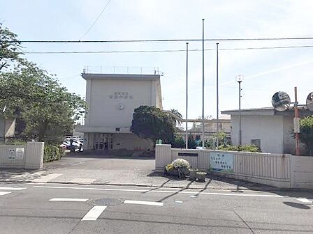 宮崎中学校宮崎市永楽町にある市立中学校設立1955年の歴史ある中学校 1140m