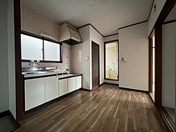 小澤コーポ 201 2階2DKのリビング/ダイニング