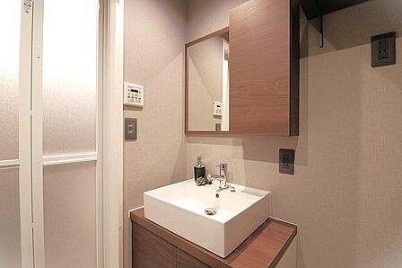 <2026年4月フルリフォーム完成>【新調】洗面化粧台【貼替】クロス、フローリング等