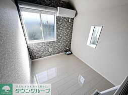 ユナイト三ツ沢シャトルーの杜 207 2階ワンルームのリビング/ダイニング