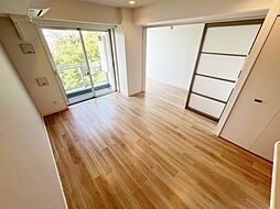 JR横浜線 新横浜駅 徒歩8分の賃貸マンション 7階1LDKのリビング/ダイニング