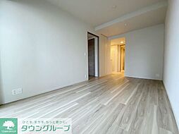 コスギ　サード　アヴェニュー　ザ・レジデンス 611 6階1LDKのリビング/ダイニング