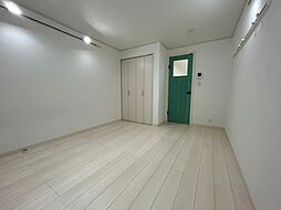 ヒルトップクラブハウス横浜山手 103 1階1Kのリビング/ダイニング