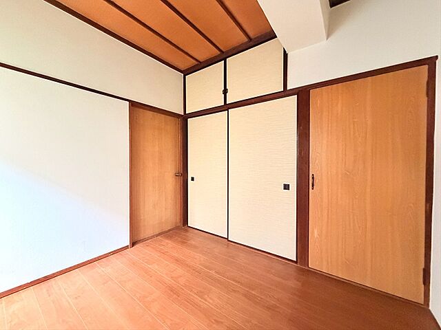 寝室