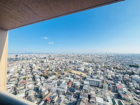 最上階住戸につき眺望・陽当り・通風良好