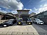 駐車場：駐車場4台可