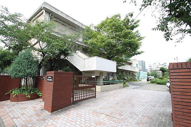 名古屋市立千早小学校