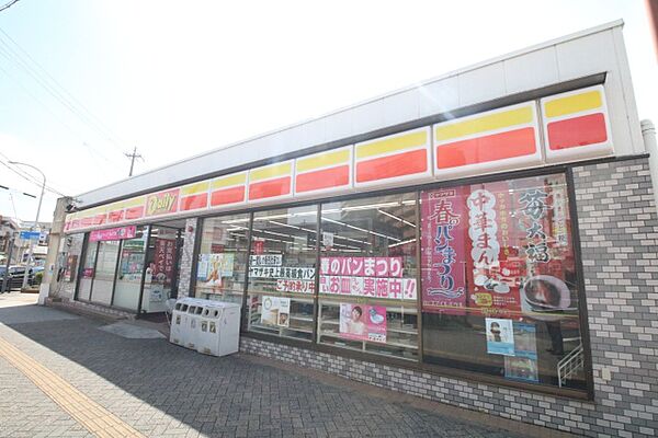 画像8:デイリーヤマザキ　中川高畑店