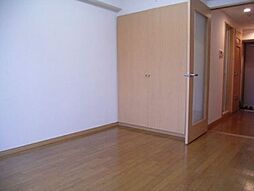 プレール高井戸 702 7階1Kのリビング/ダイニング