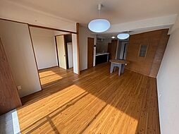 スプリングパレス青梅 2SLDKのリビング/ダイニング