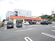 オザム友田店　450ｍ