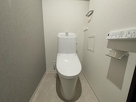 毎日快適に使える、落ち着きある上質なトイレスペース☆