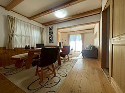 滋賀県彦根市高宮町 4LDKのリビング/ダイニング