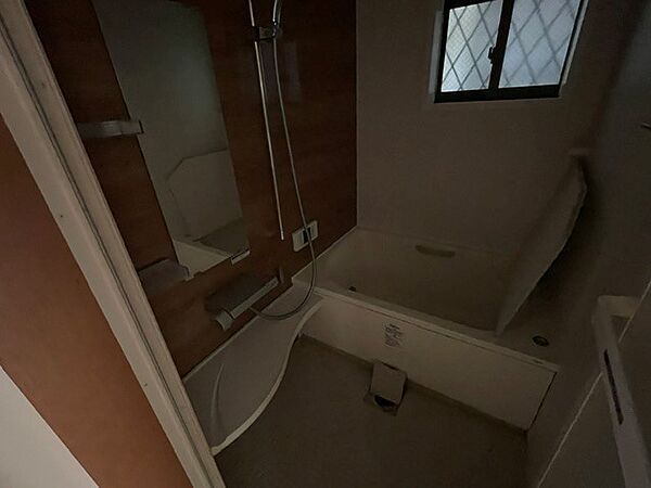 浴室を拡大表示
