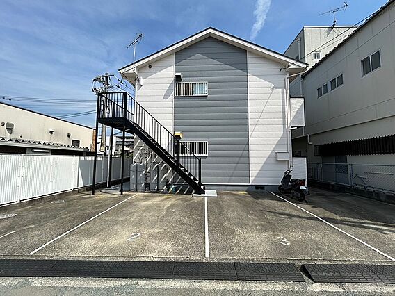 外壁がおしゃれ...