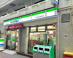 【コンビニエンスストア】ファミリーマート リバーゲート箱崎店まで378ｍ
