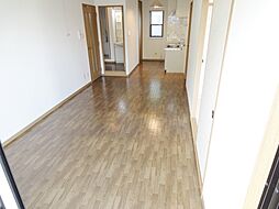 JR可部線 大町駅 徒歩14分の賃貸アパート 2階2LDKのリビング/ダイニング