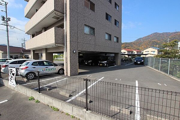 広島県広島市安佐南区緑井５丁目(賃貸マンション3LDK・4階・63.60㎡)の写真 その8