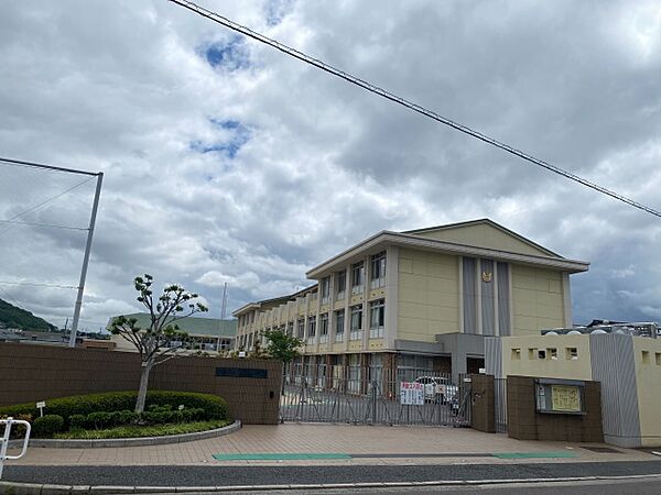 画像16:広島市立東野小学校