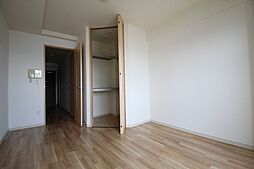 広島電鉄1系統 宇品2丁目駅 徒歩1分の賃貸マンション 4階1Kのリビング/ダイニング