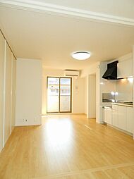 広島電鉄1系統 御幸橋駅 徒歩23分の賃貸アパート 1階1LDKのリビング/ダイニング