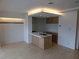 広島高速交通アストラムライン 西原駅 徒歩11分の賃貸マンション 6階3LDKのリビング/ダイニング