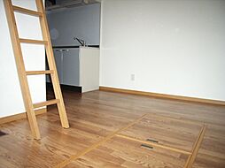 広島高速交通アストラムライン 牛田駅 徒歩14分の賃貸マンション 2階ワンルームのリビング/ダイニング