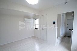 with plunts 北町 2階ワンルームのリビング/ダイニング